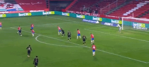 传奇铁卫告别 胡梅尔斯今夏退役