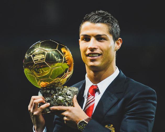 Fly九尾成“2B组合”！RW输WE直接宣布淘汰，TTGS组首战必须赢UUG